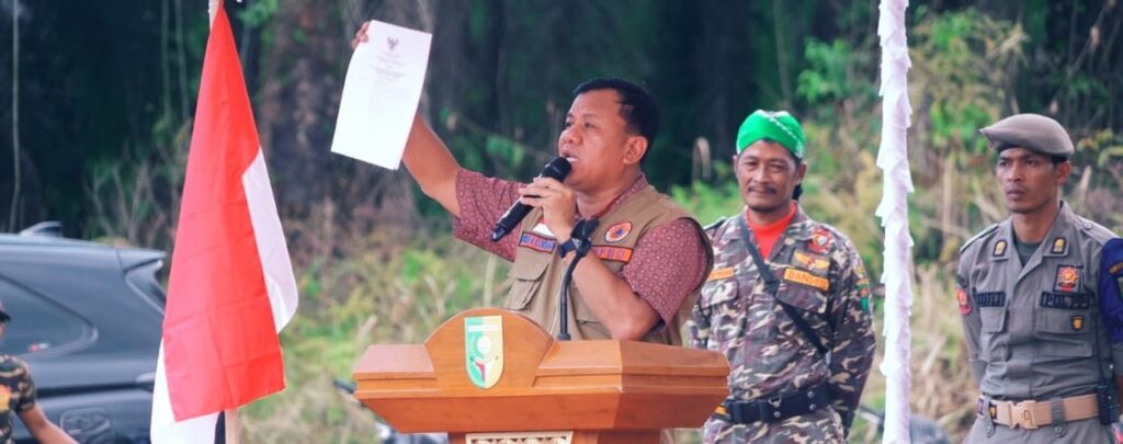 Bupati Desa Tebing Tinggi: Komitmen Tegas Melindungi Hak Masyarakat dari Pelanggaran Perusahaan